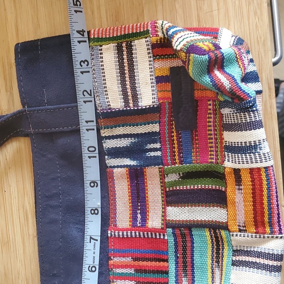 Guatemalan patchwork Suede shoulder bag - Picture 5 of 7